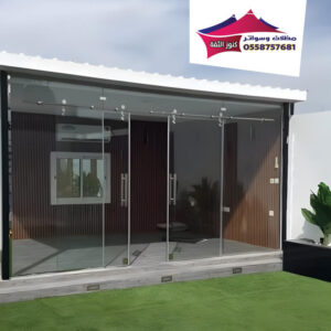 تركيب-مجالس-زجاجي-من-مؤسسة-كنوز-الثقة-300x300 مجالس ساندوتش بانل : تصميم عصري وعزل حراري متكامل لمجالسك